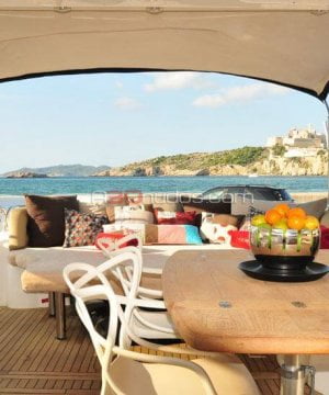 Sunseeker Predator 68 en Ibiza